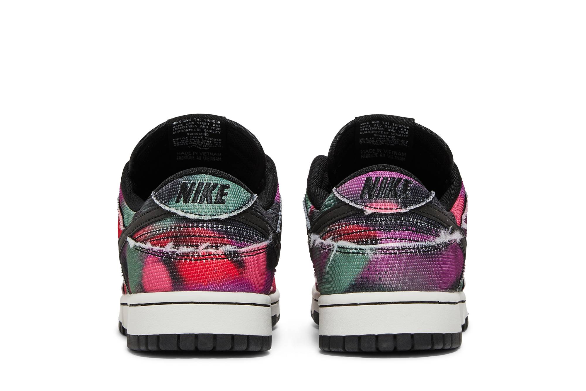 Nike Dunk Low ‚Graffiti‘
