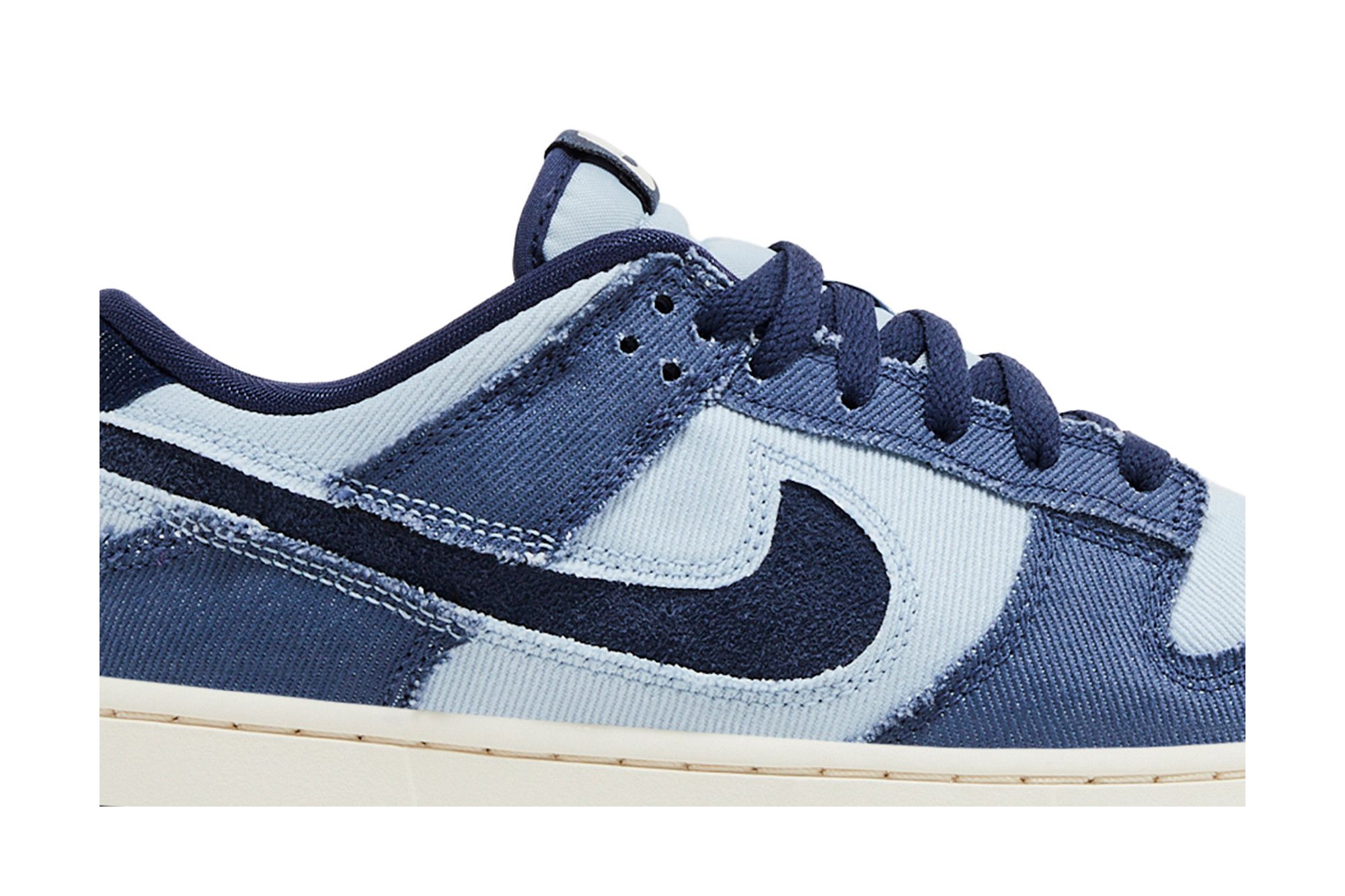 Nike Dunk Low ‚Light Armory Blue Denim‘