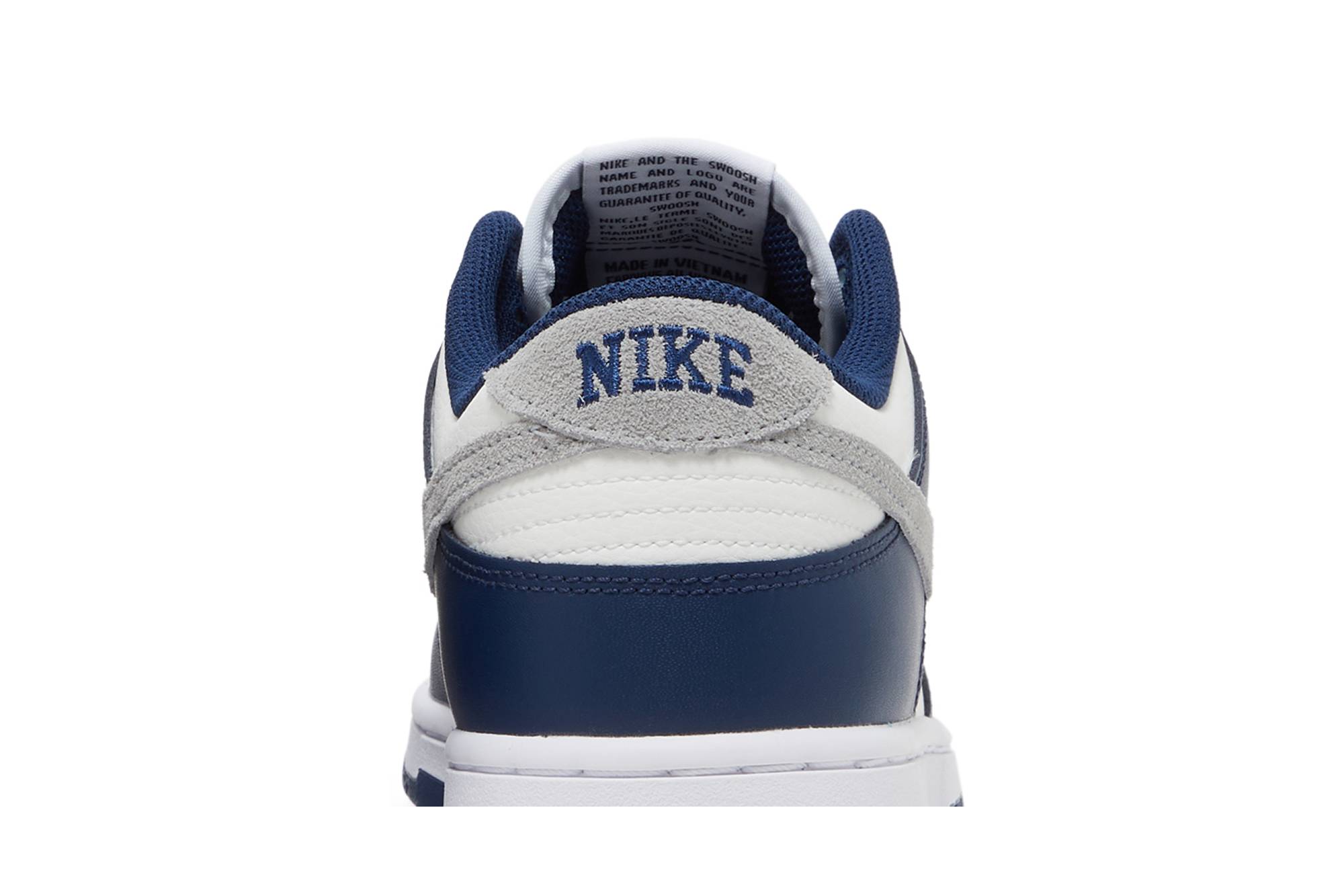 Nike Dunk Low ‚Midnight Navy‘