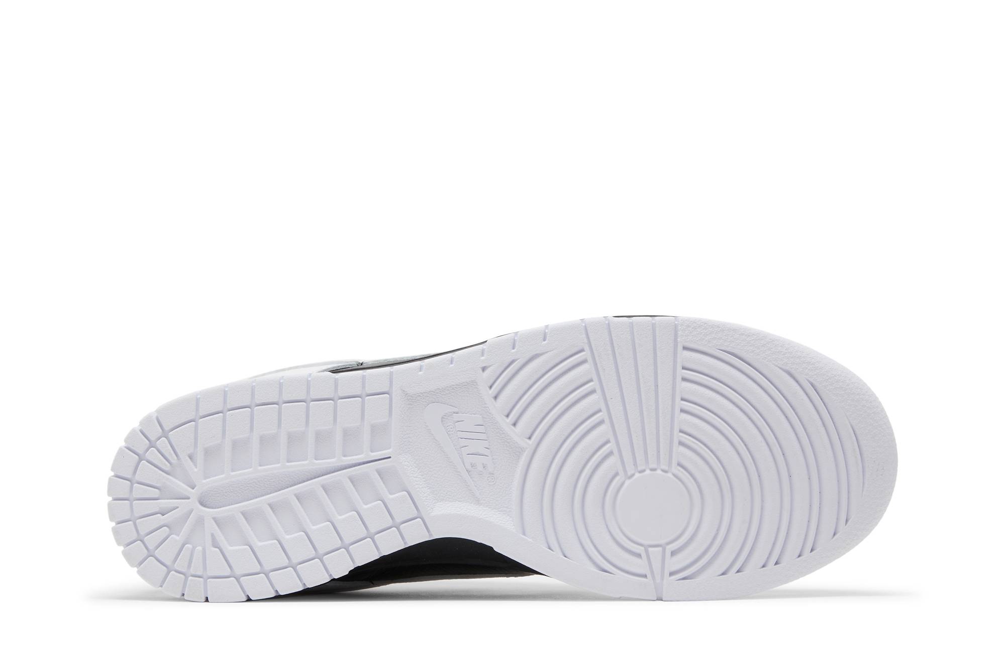 Nike Dunk Low ‚Reverse Panda‘