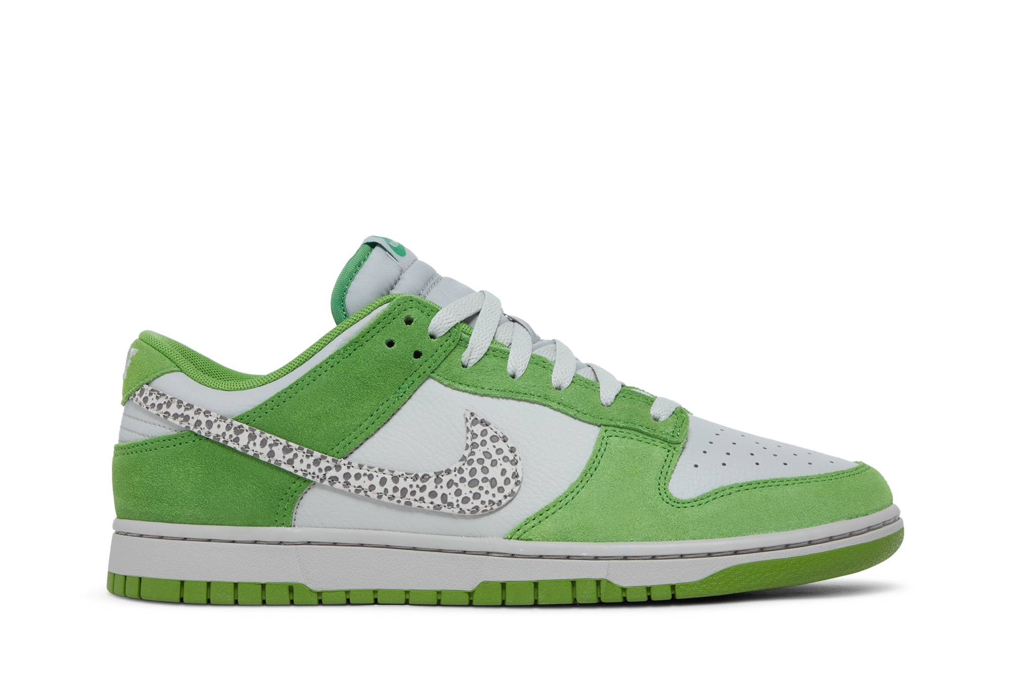 Nike Dunk Low ‚Safari Swoosh-Chlorophyll‘
