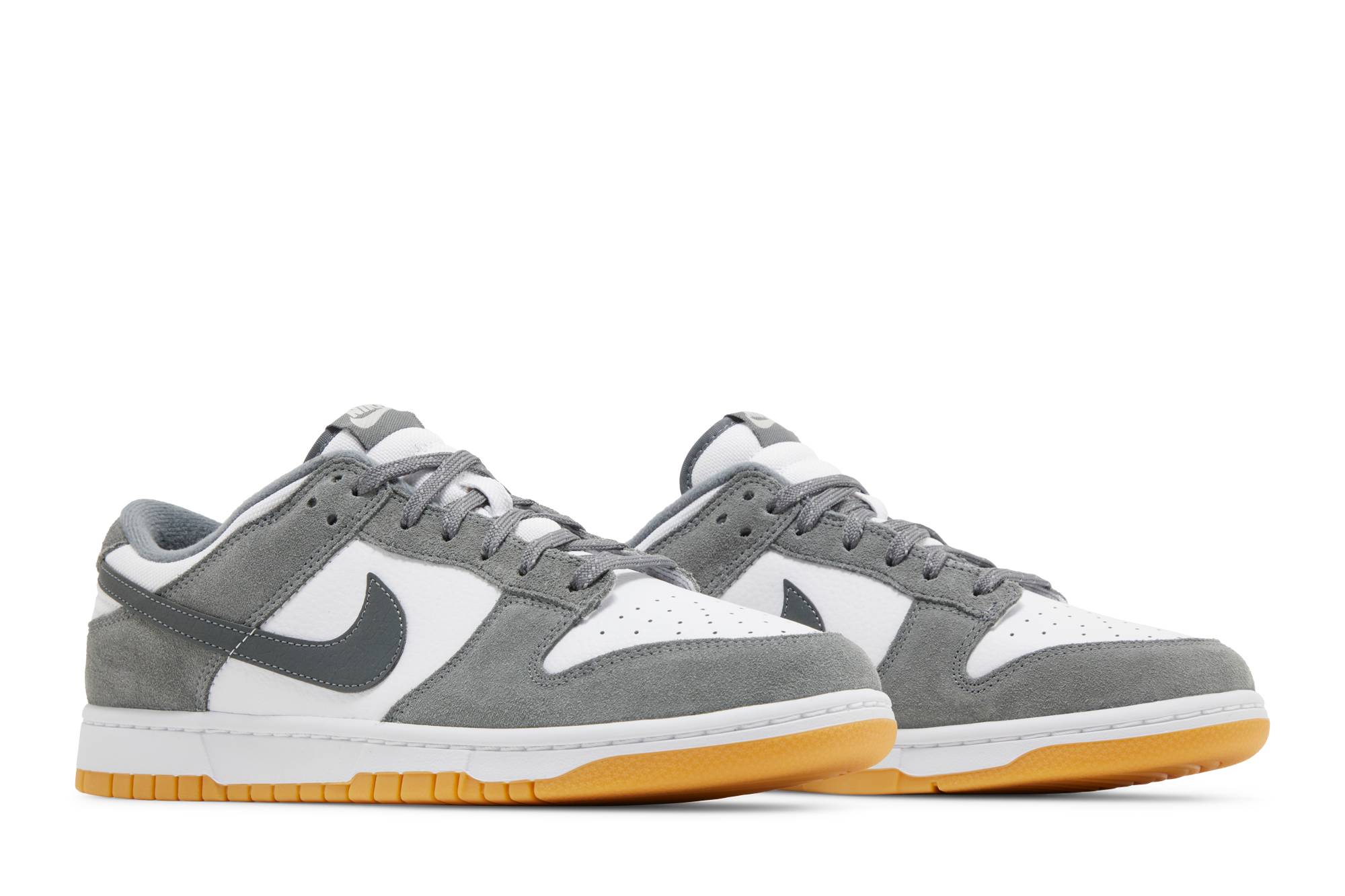 Nike Dunk Low ‚Smoke Grey Gum‘