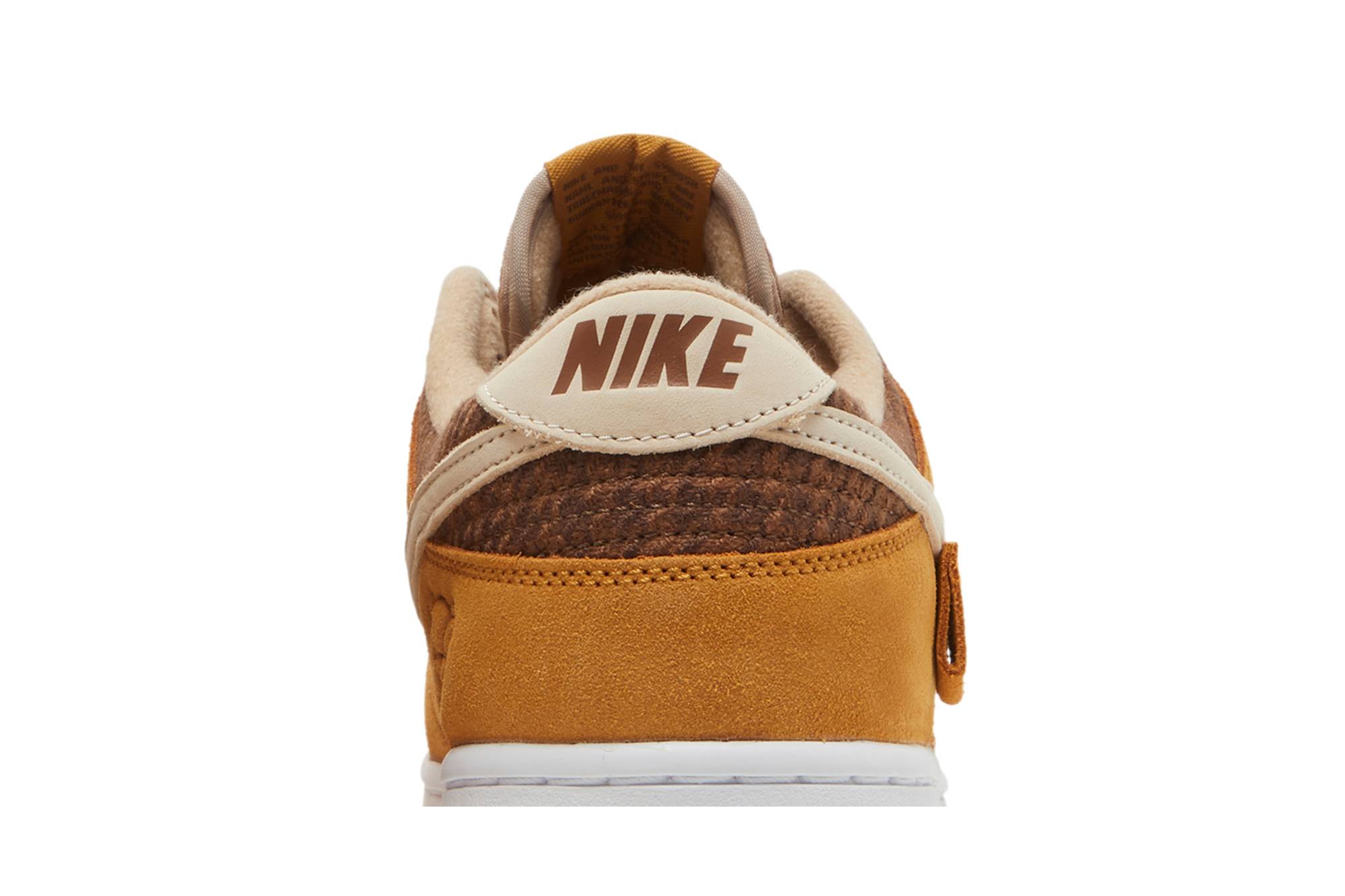 Nike Dunk Low ‚Teddy Bear‘