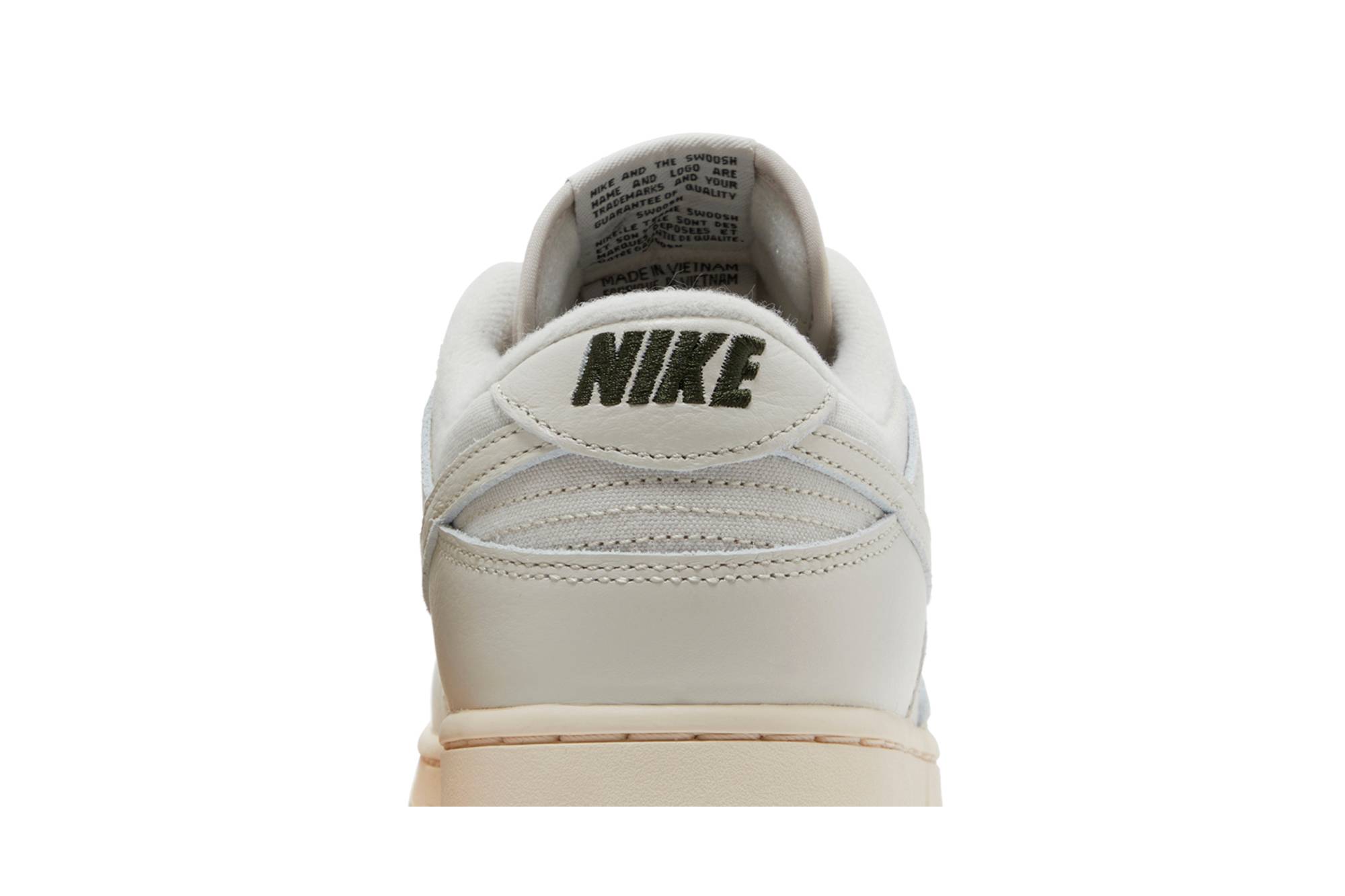 Nike Dunk Low Premium ‚Light Orewood Brown‘