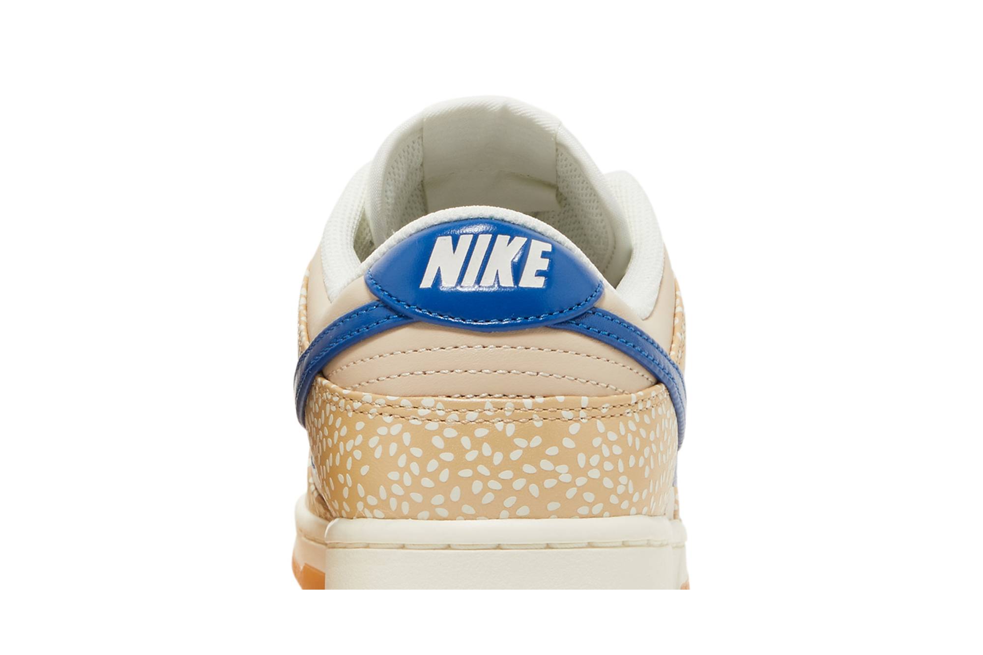 Nike Dunk Low PRM ‚Sesame/Blue Swoosh‘