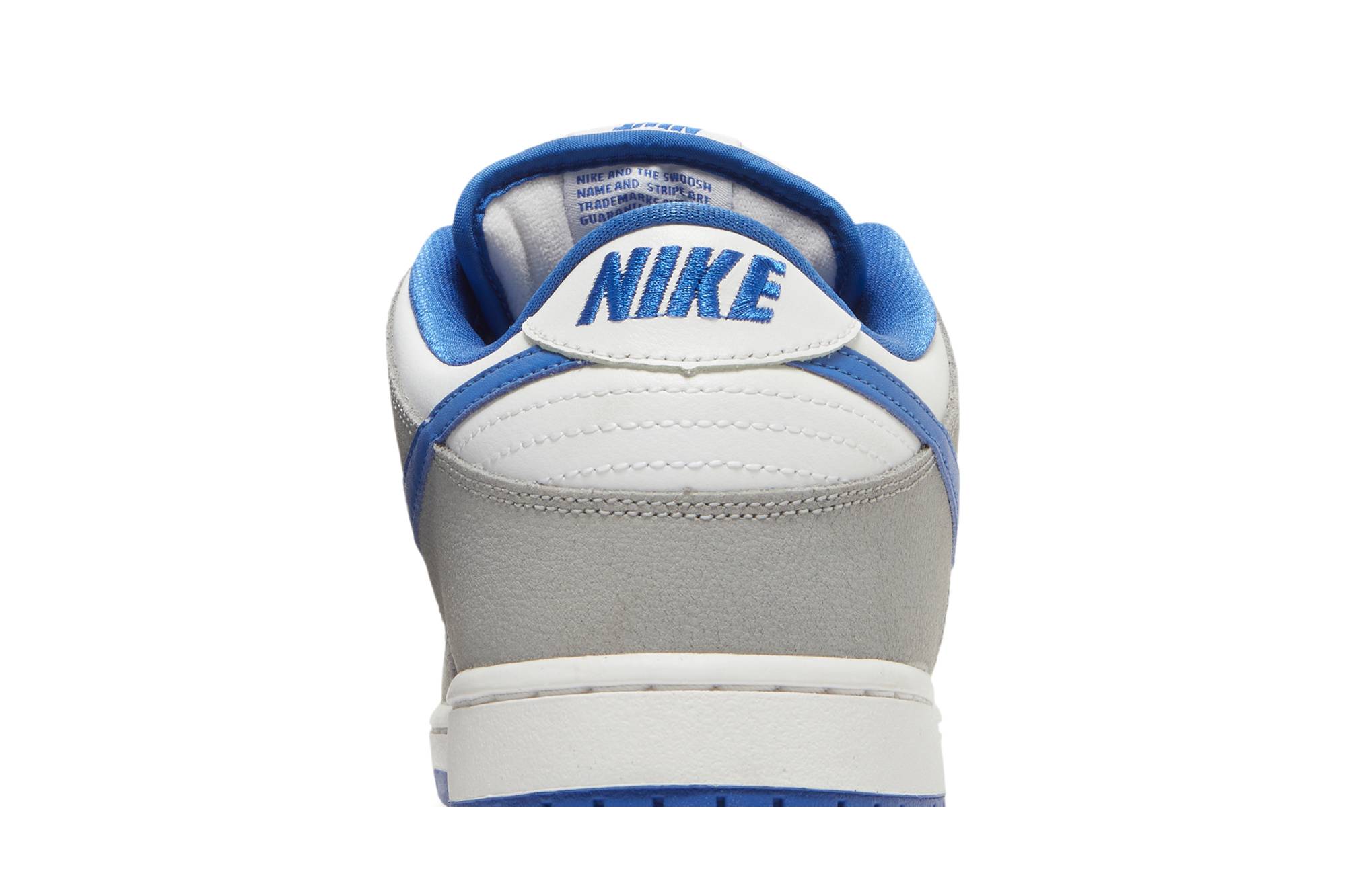Nike Dunk Low Pro SB ‚Matte Silver Varsity Royal‘