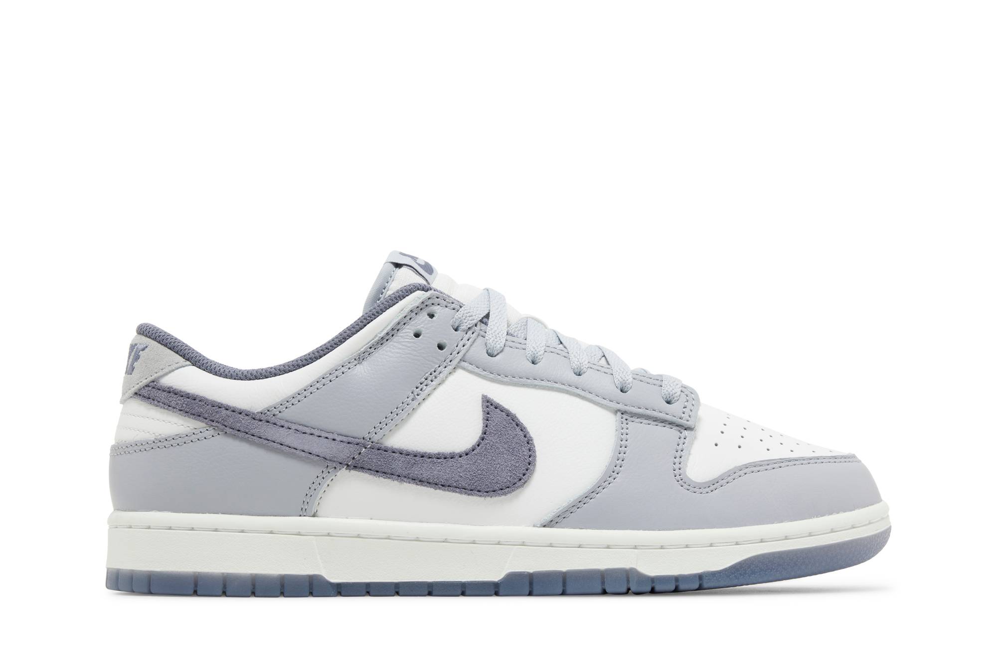 Nike Dunk Low SE ‚Light Carbon‘