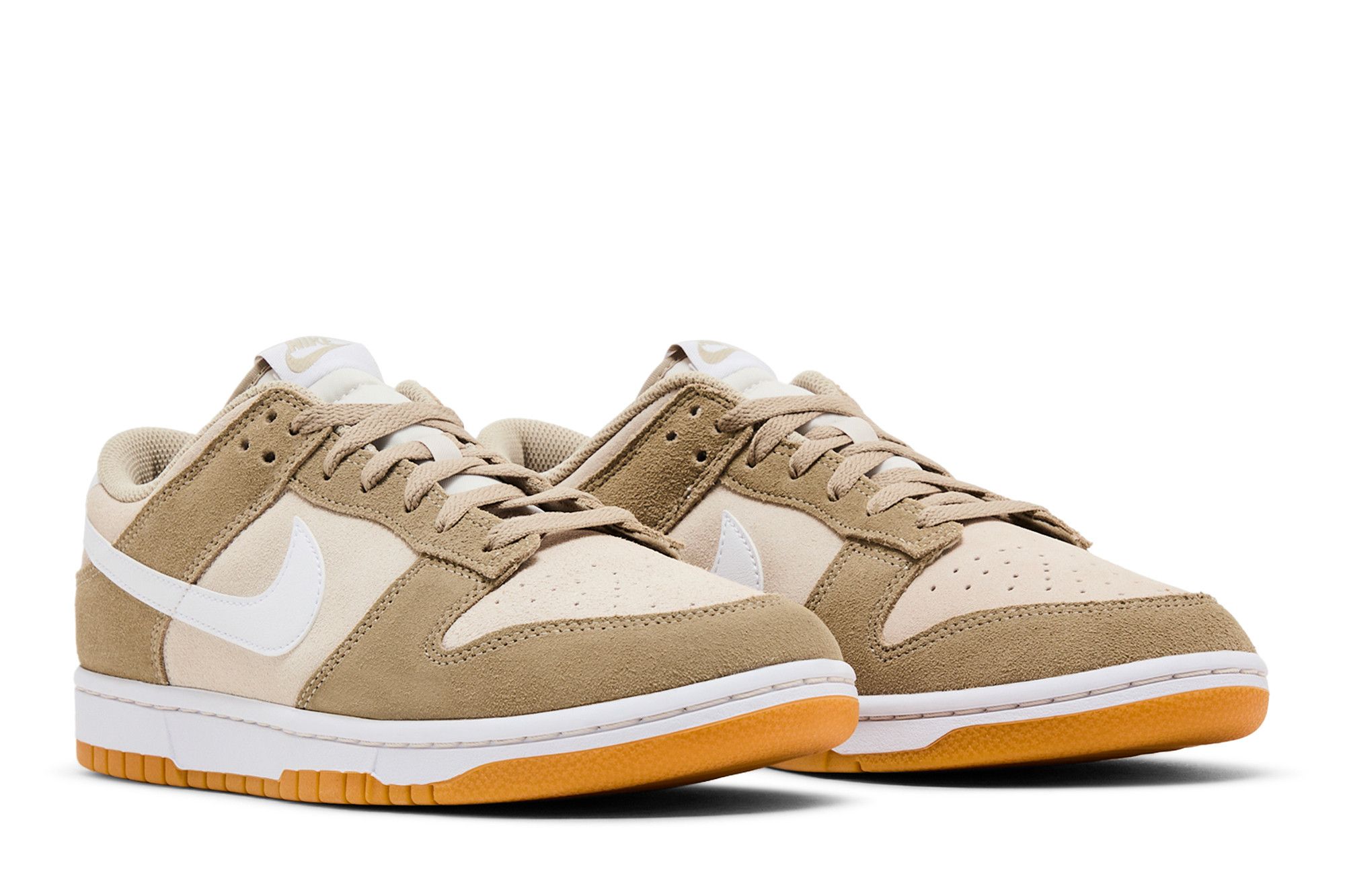 Nike Dunk Low SE ‚Light Orewood Gum‘