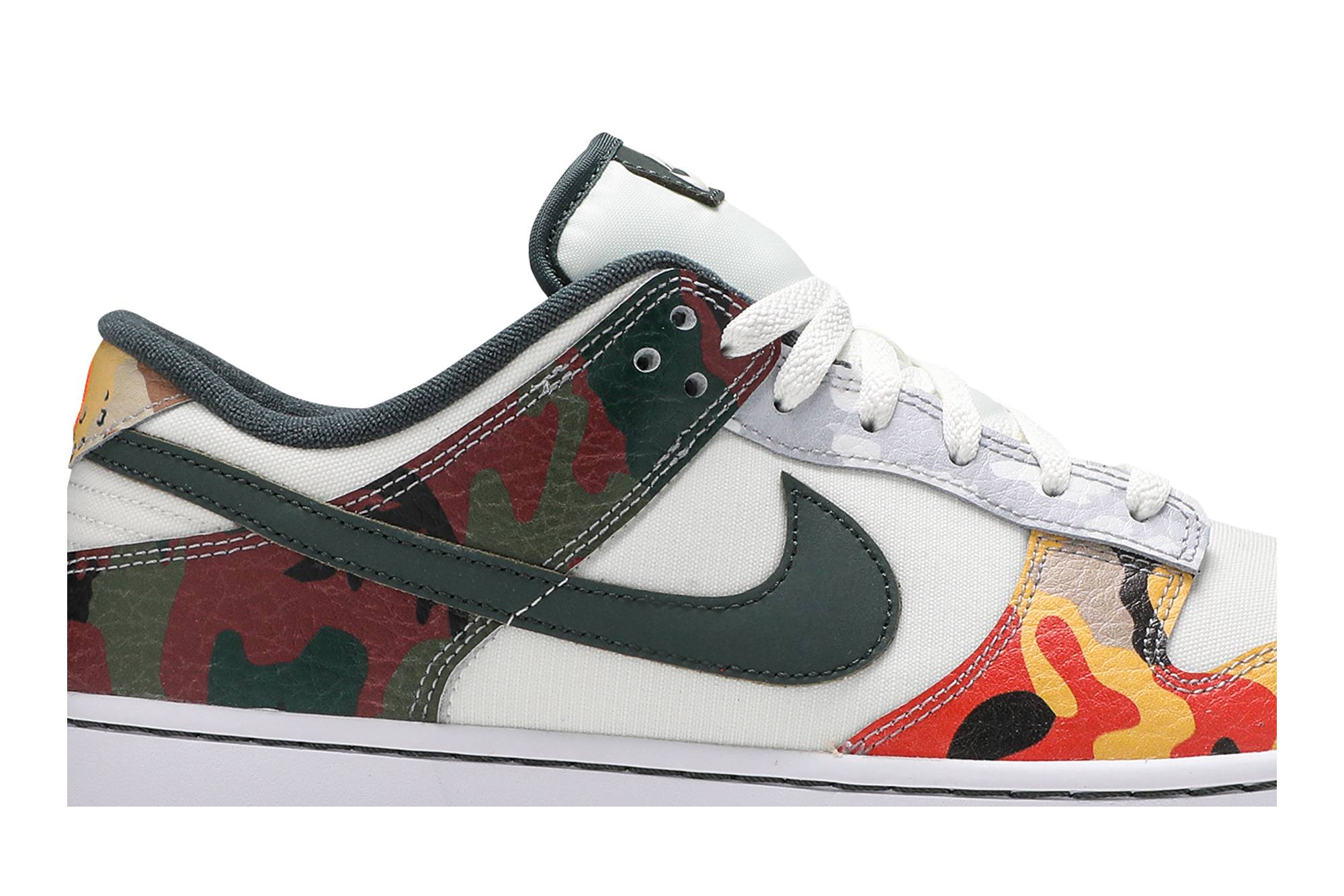 Nike Dunk Low SE ‚Multi-Camo‘