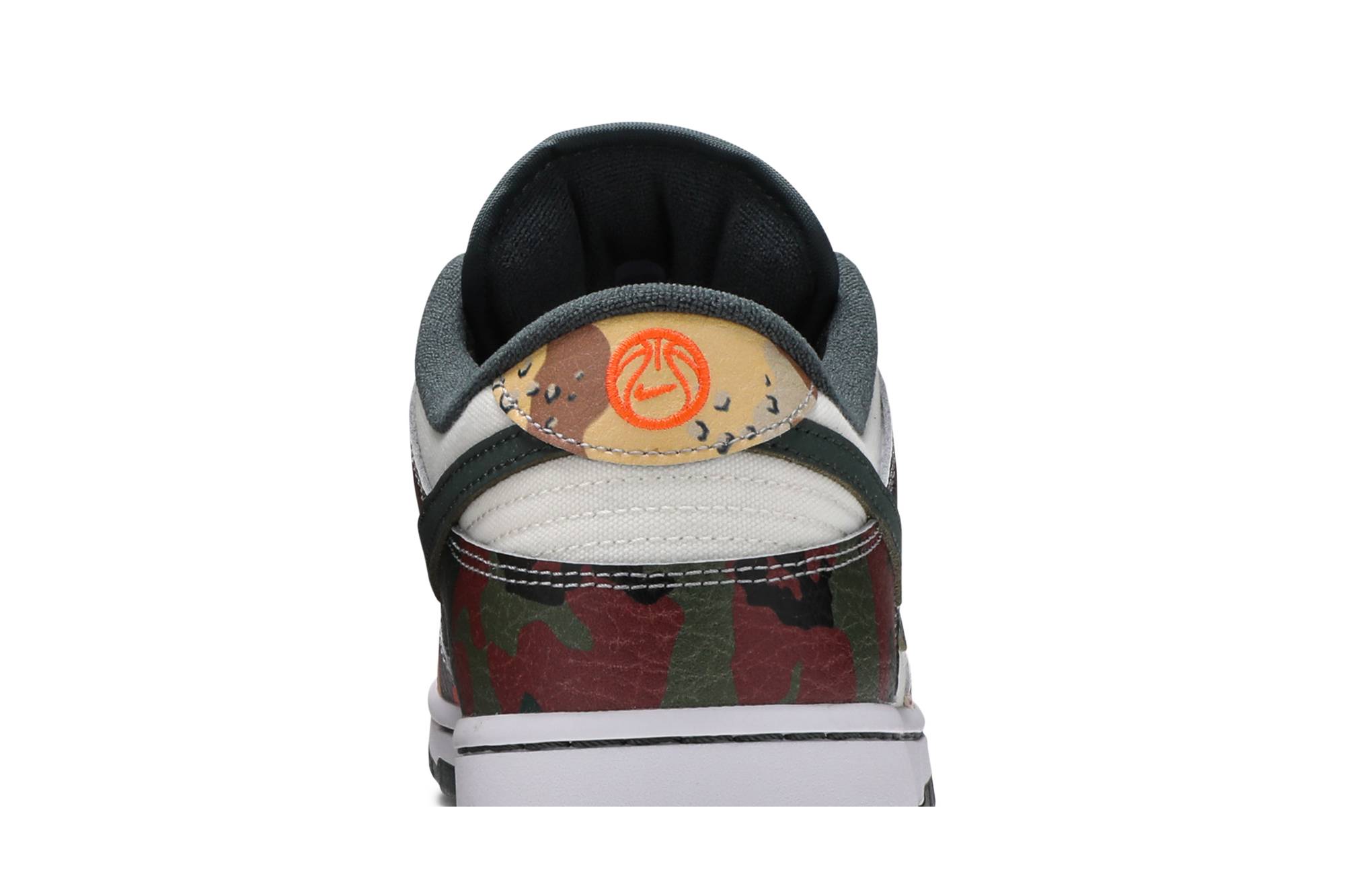 Nike Dunk Low SE ‚Multi-Camo‘