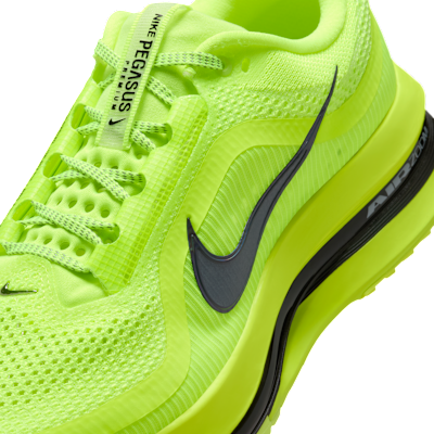Nike Pegasus Premium Bolt/Bolt/White/Black