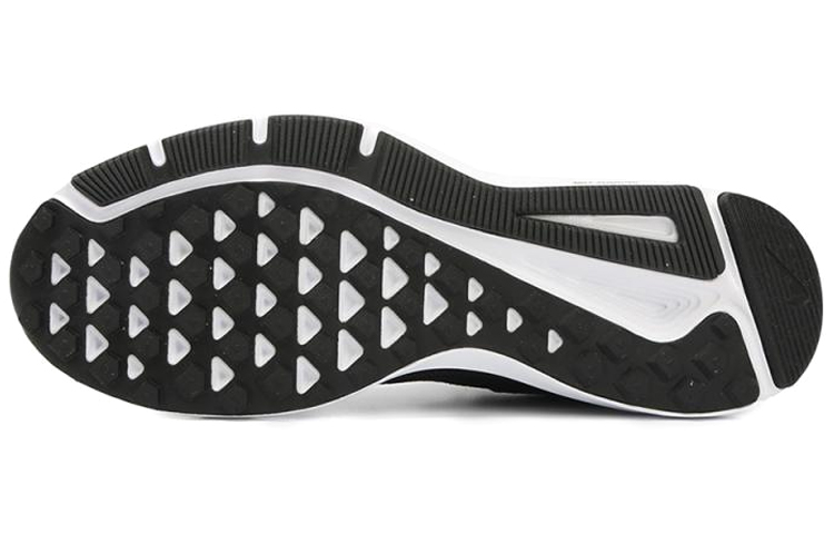Nike Quest ‚Black‘