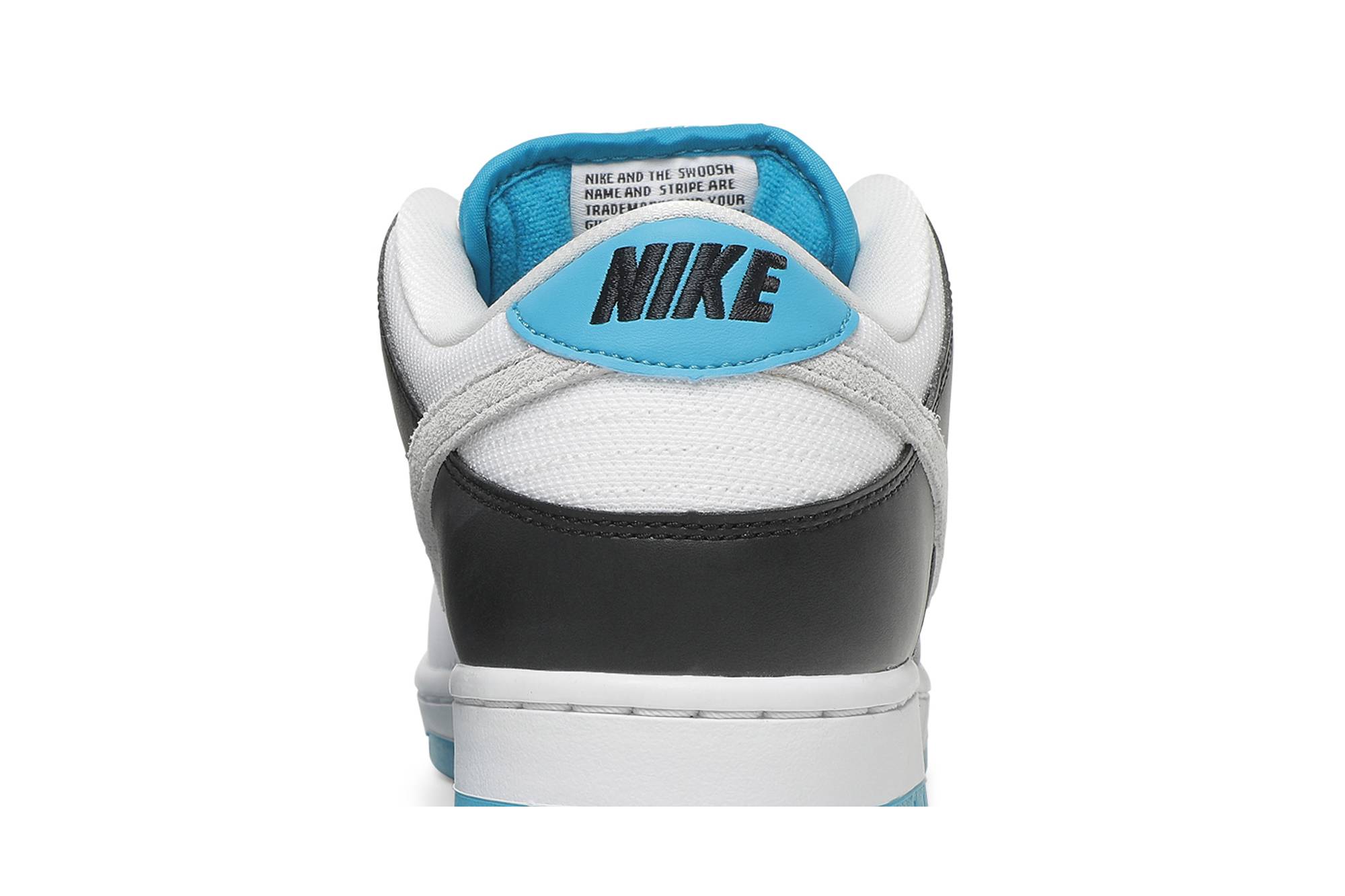 Nike SB Dunk Low Pro ‚Laser Blue‘