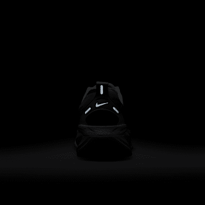 Nike Vomero 18 SE