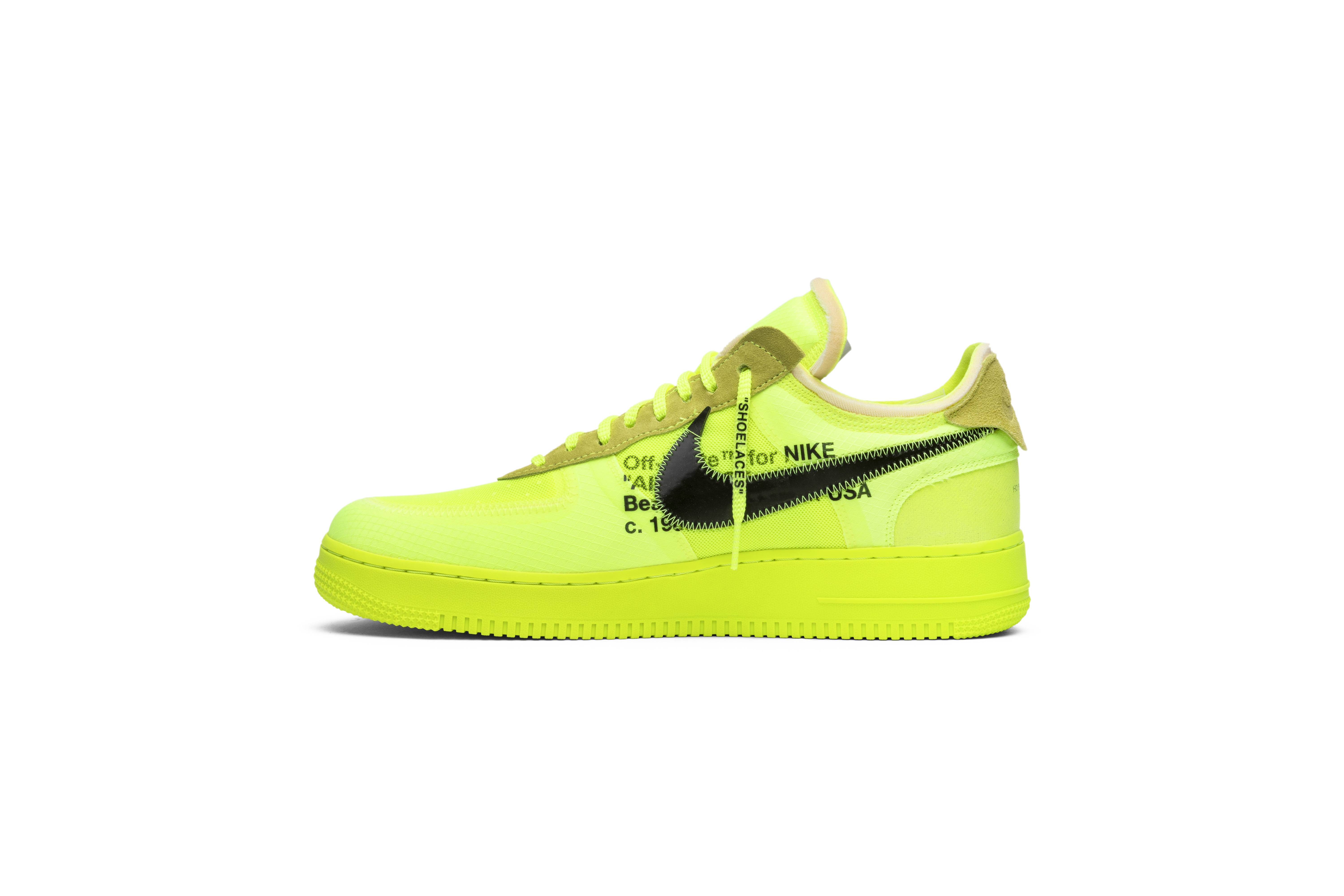 Off-White x Nike Air Force 1 Low ‚Volt‘