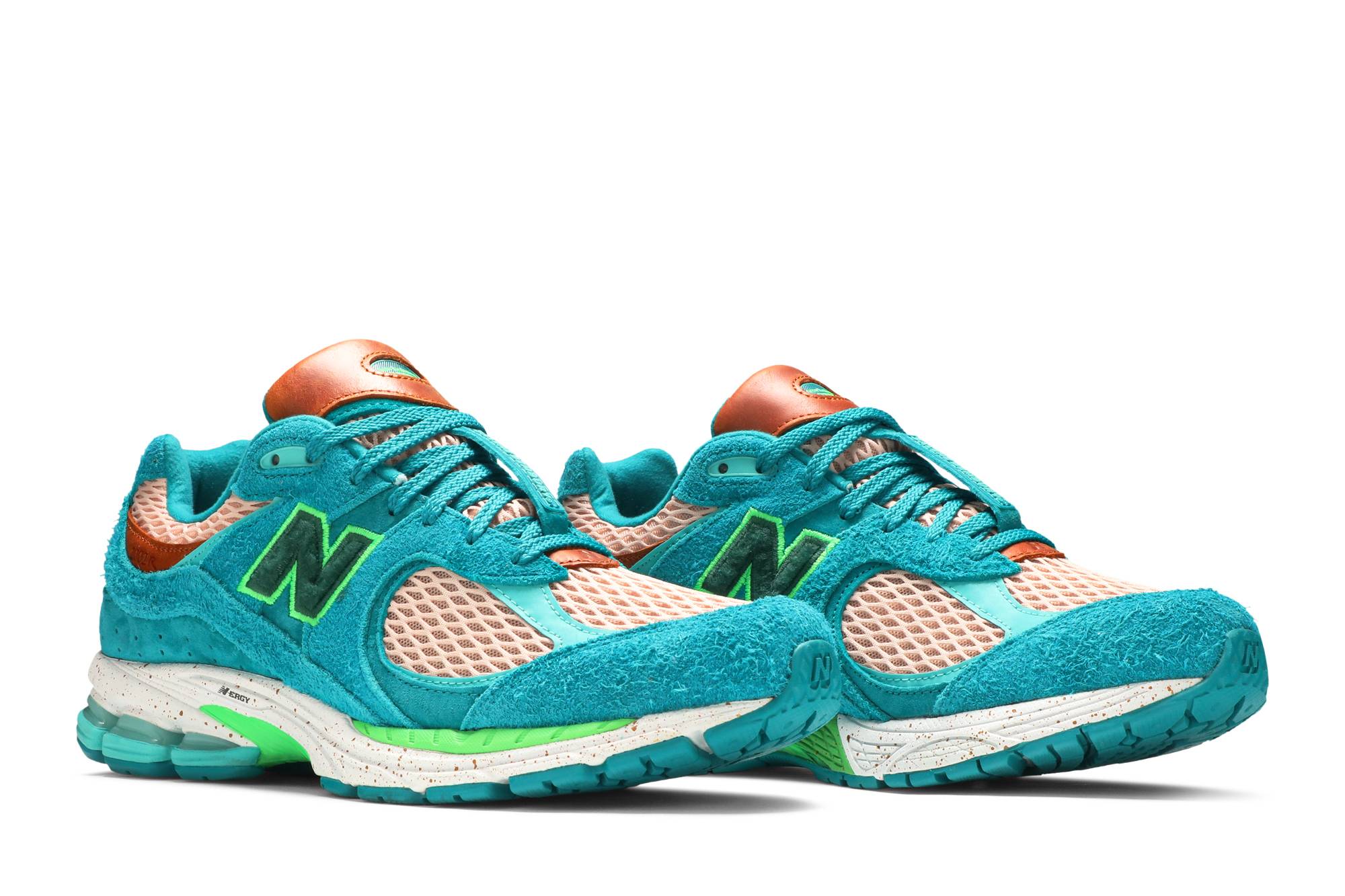 Salehe Bembury x New Balance 2002R ‚Water Be The Guide‘
