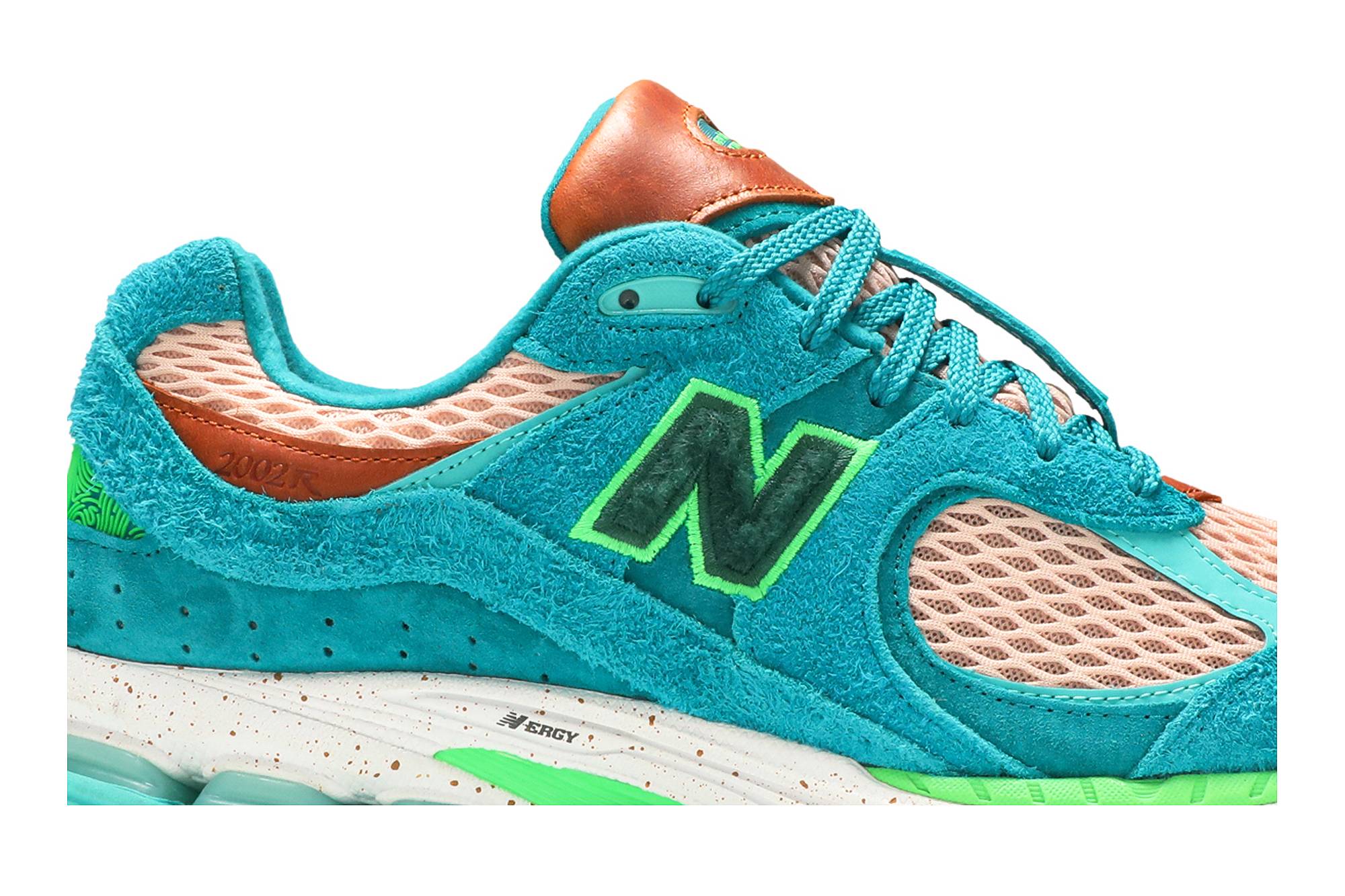 Salehe Bembury x New Balance 2002R ‚Water Be The Guide‘