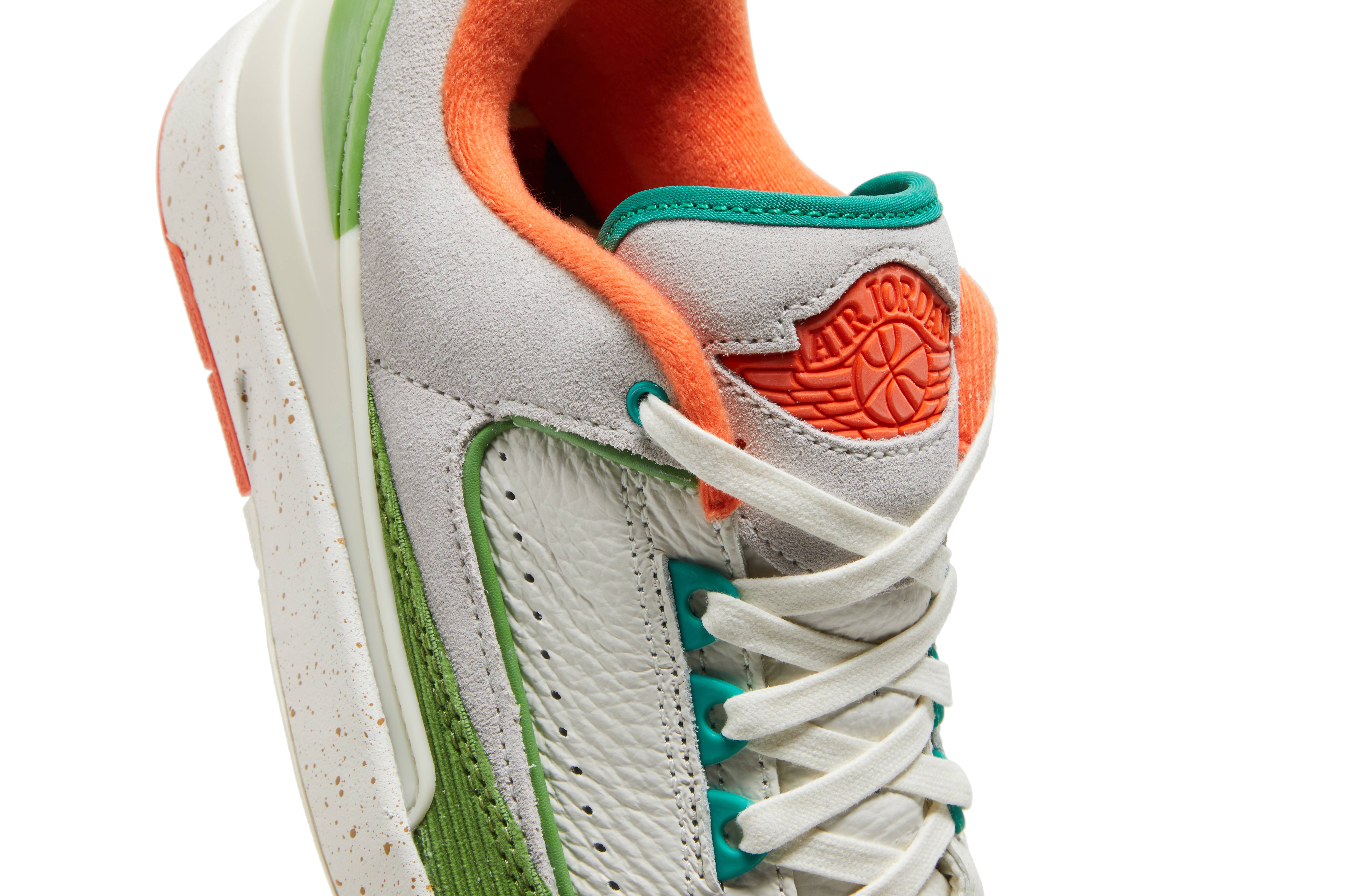 Titan x Wmns Jordan 2 Retro Low