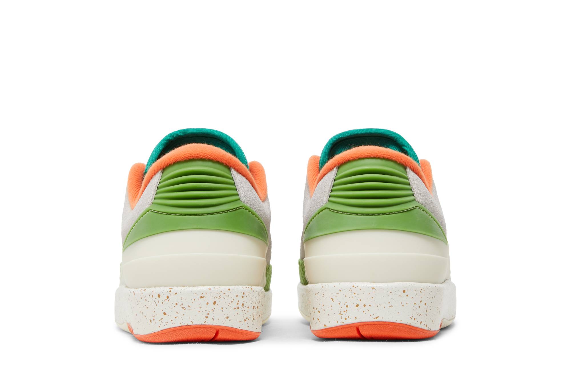 Titan x Wmns Jordan 2 Retro Low