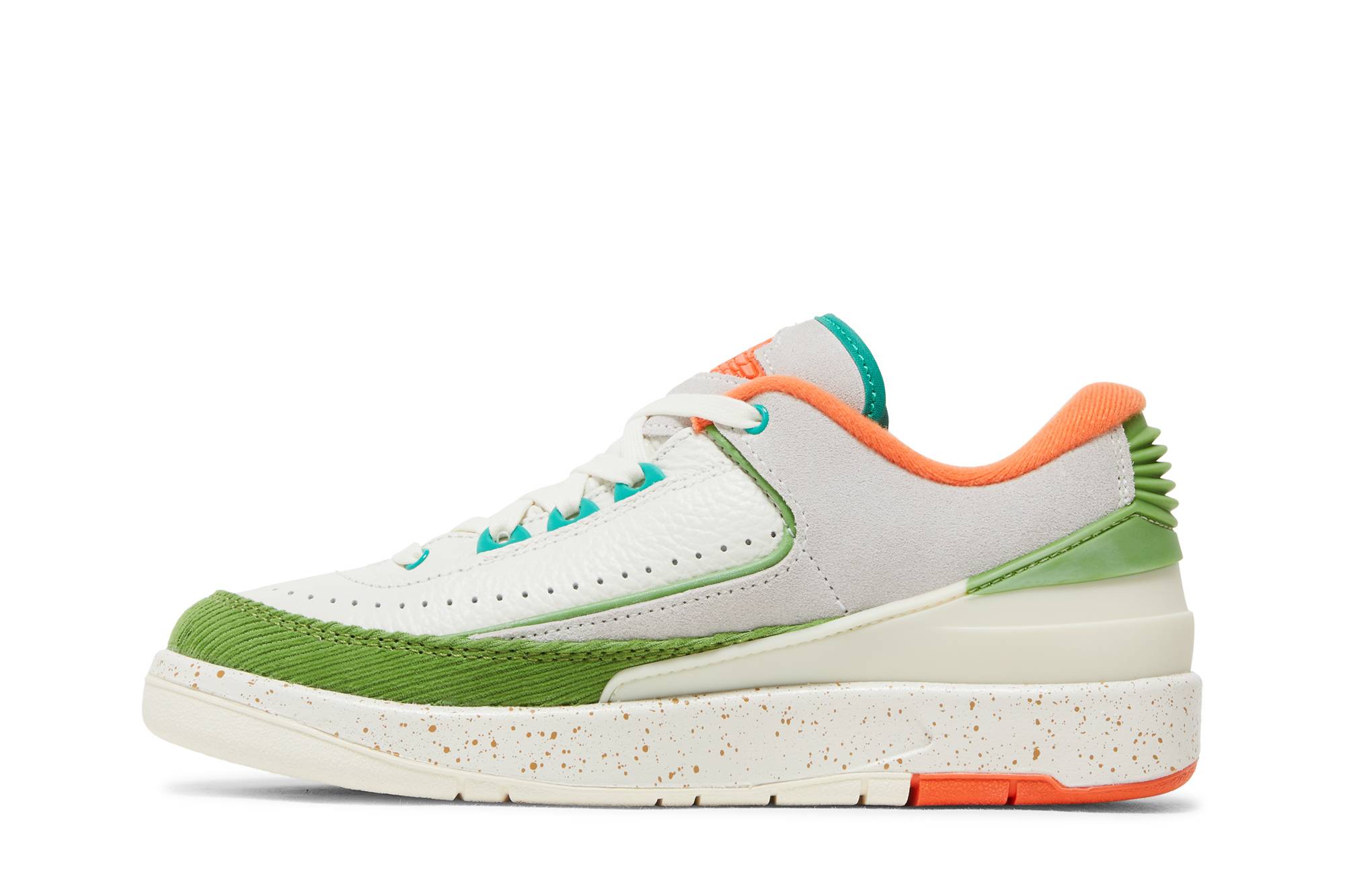 Titan x Wmns Jordan 2 Retro Low