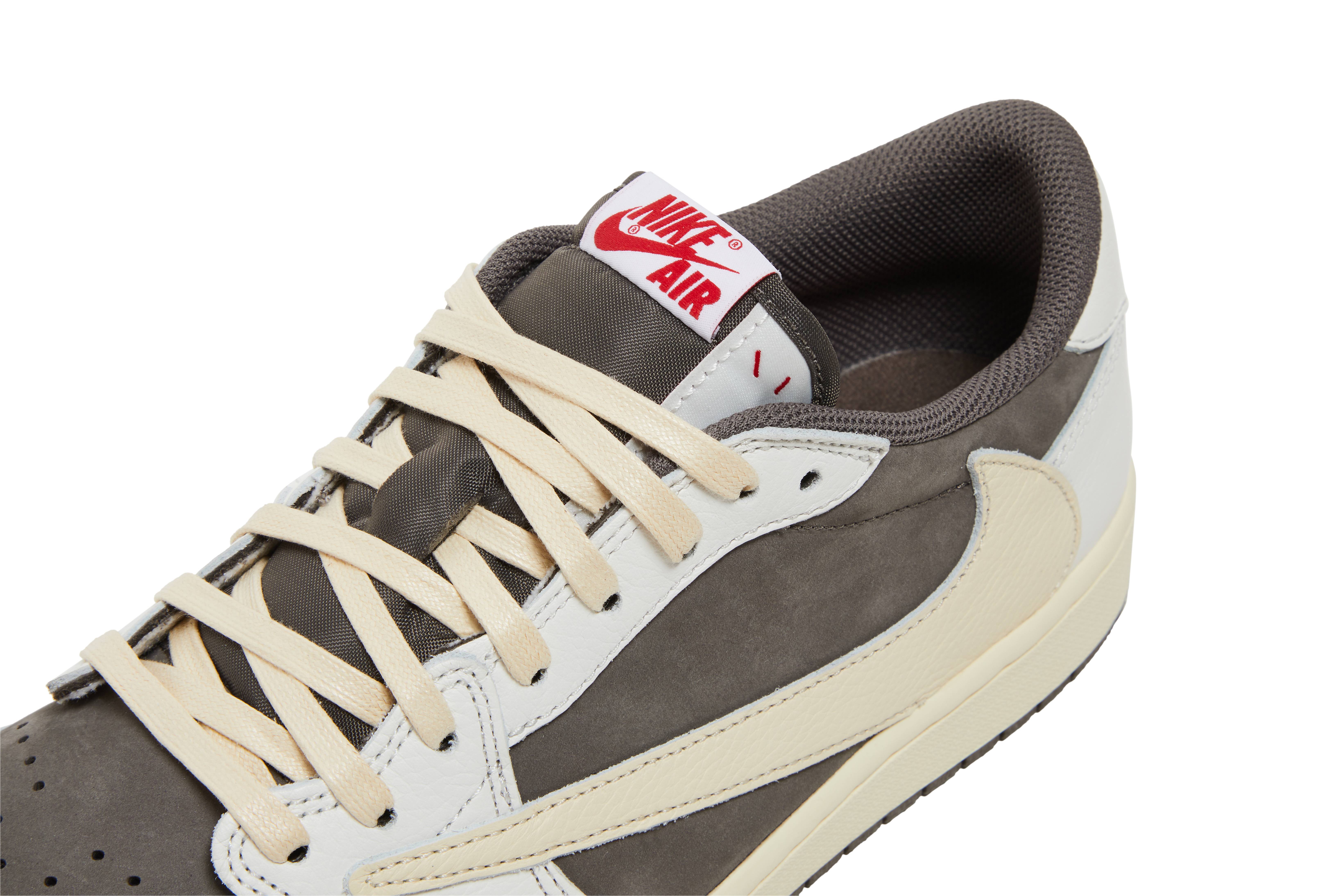 Travis Scott x Jordan 1 Retro Low OG ‚Reverse Mocha‘