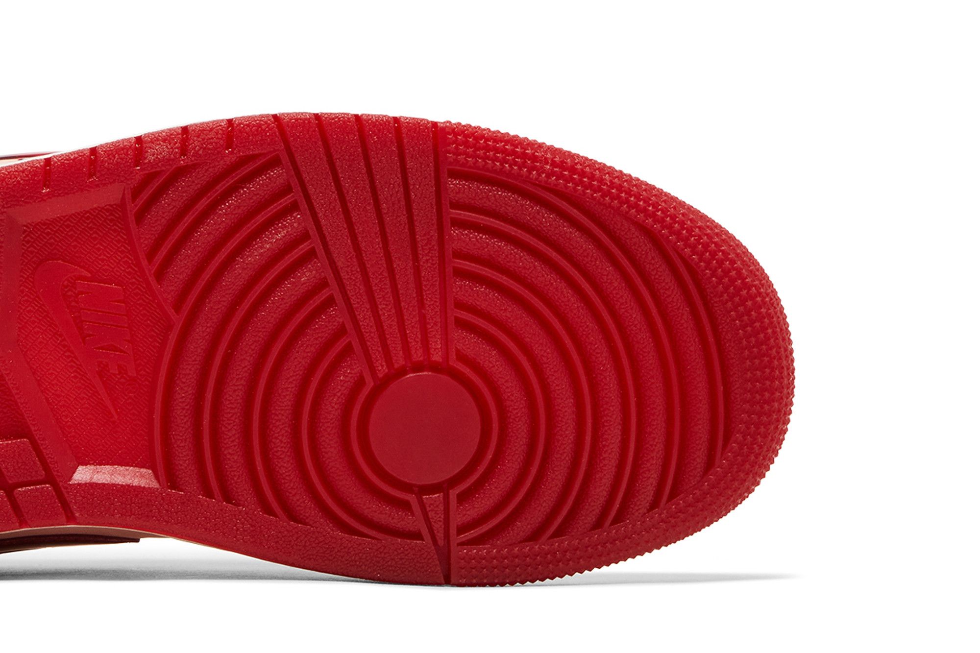 Wmns Jordan 1 Low ‚Patent Valentine’s Day‘