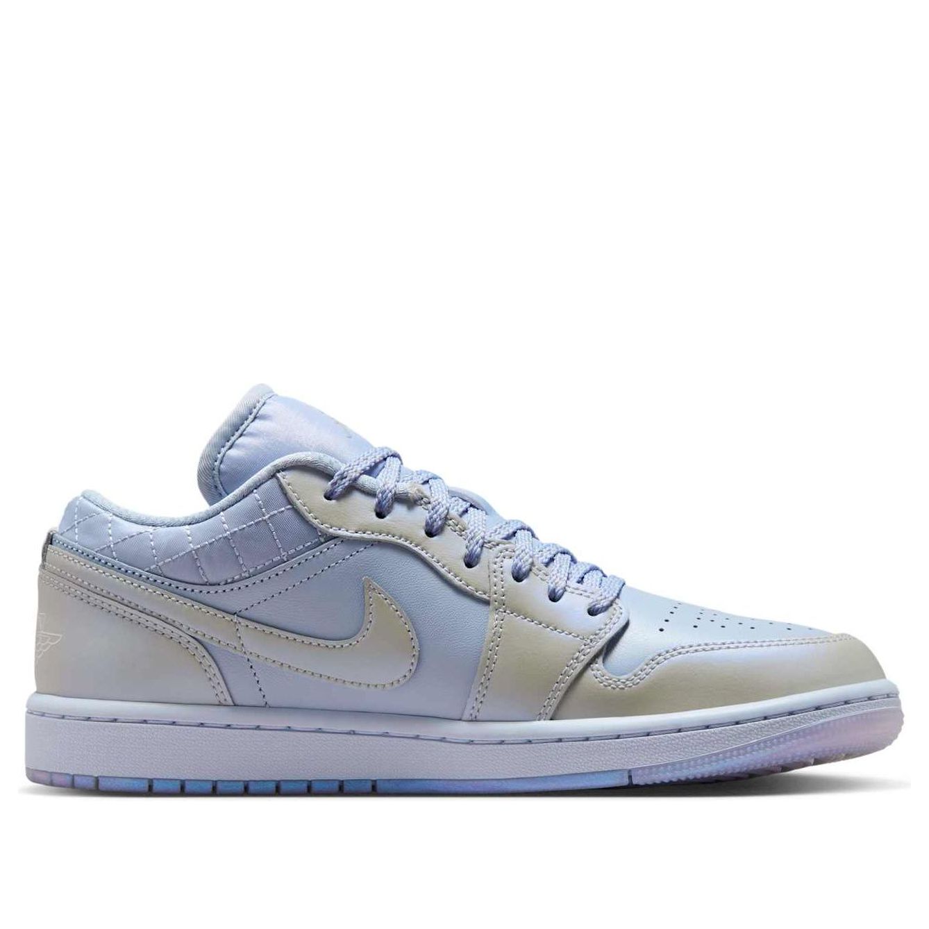 Wmns Jordan 1 Low SE ‚Ghost Sail Pure Platinum‘