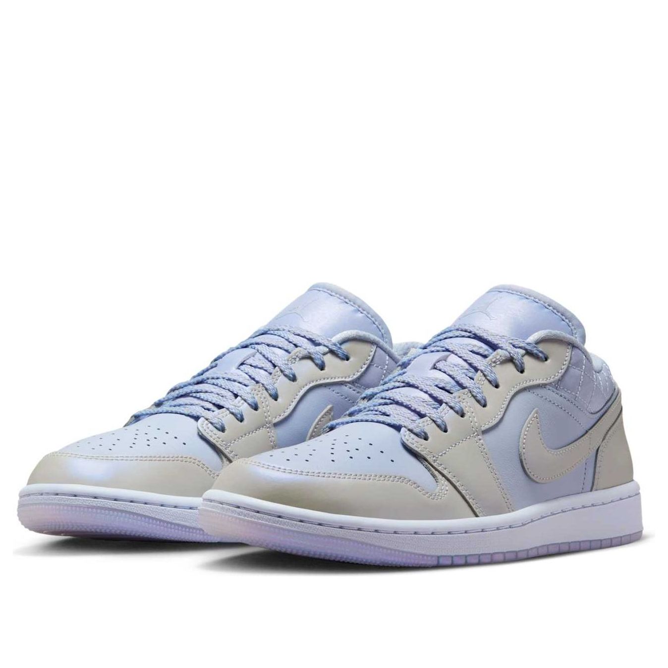 Wmns Jordan 1 Low SE ‚Ghost Sail Pure Platinum‘