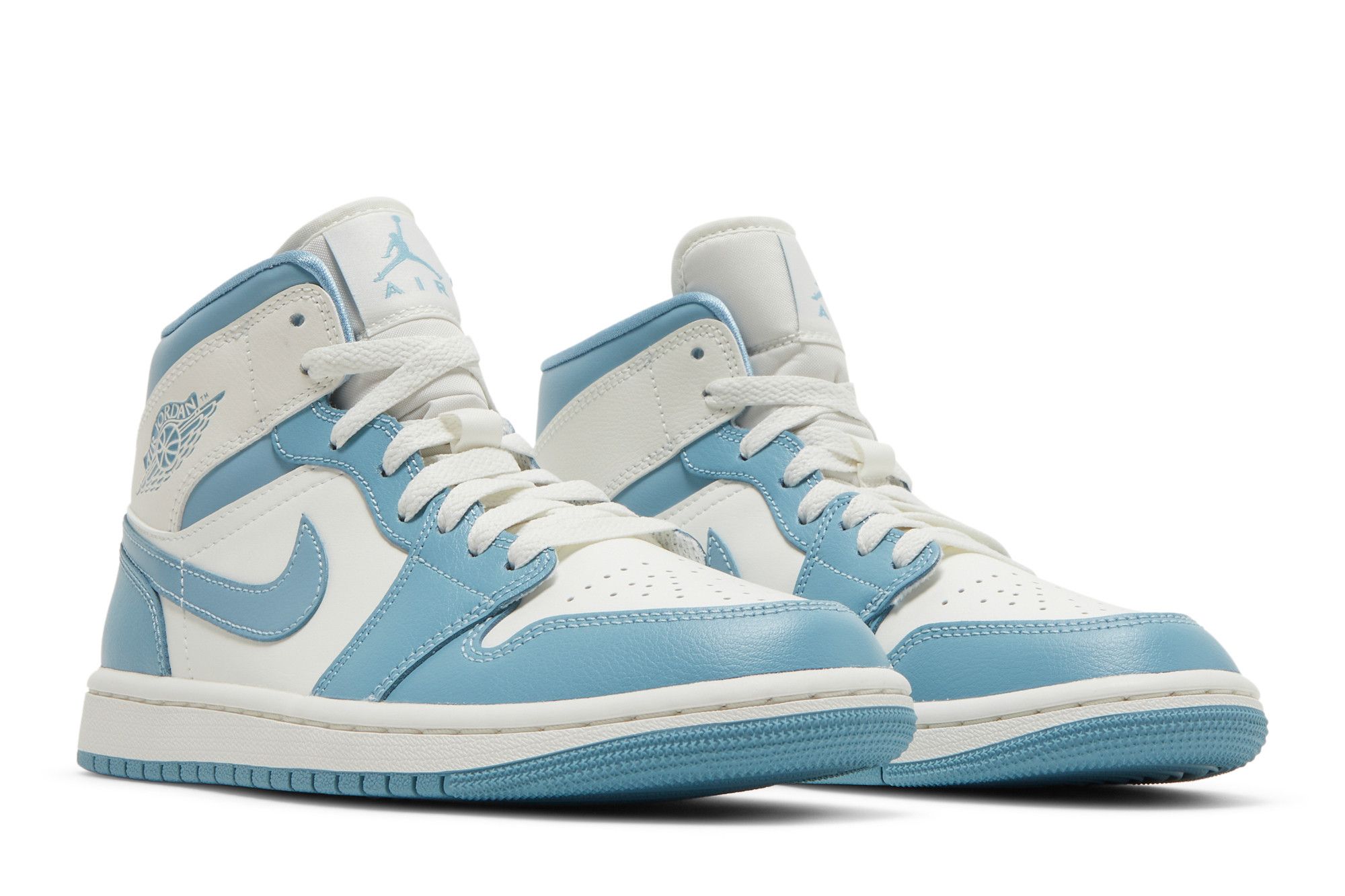 Wmns Jordan 1 Mid ‚University Blue‘